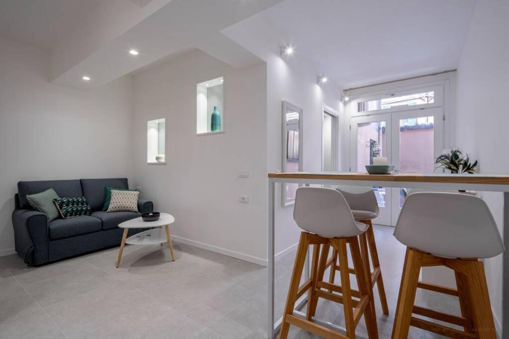 Apartment Ormesini Private Courtyard Apartment Venedig